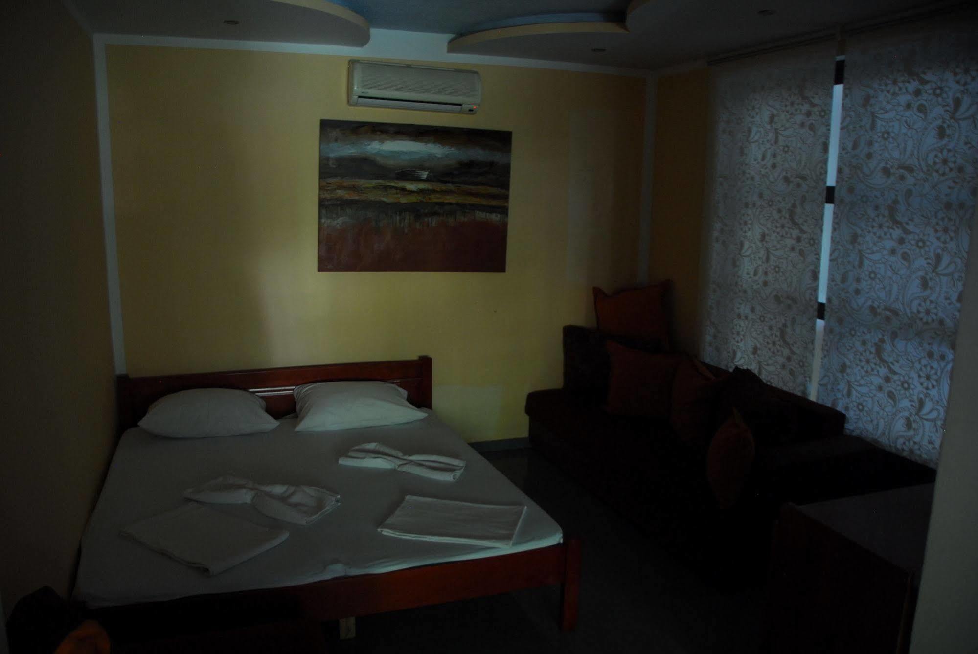 Apartman *