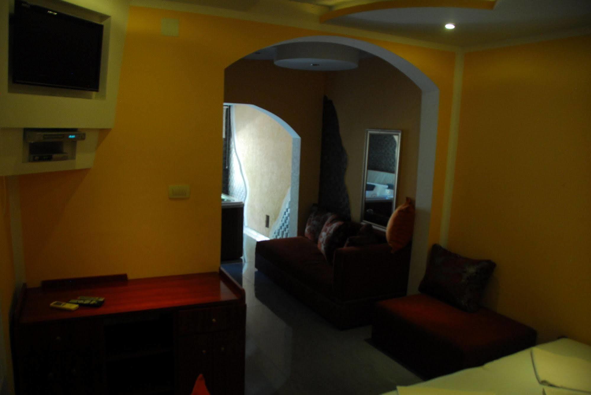 Apartman Apartment *