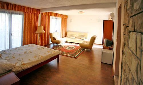 Apartman Apartment *
